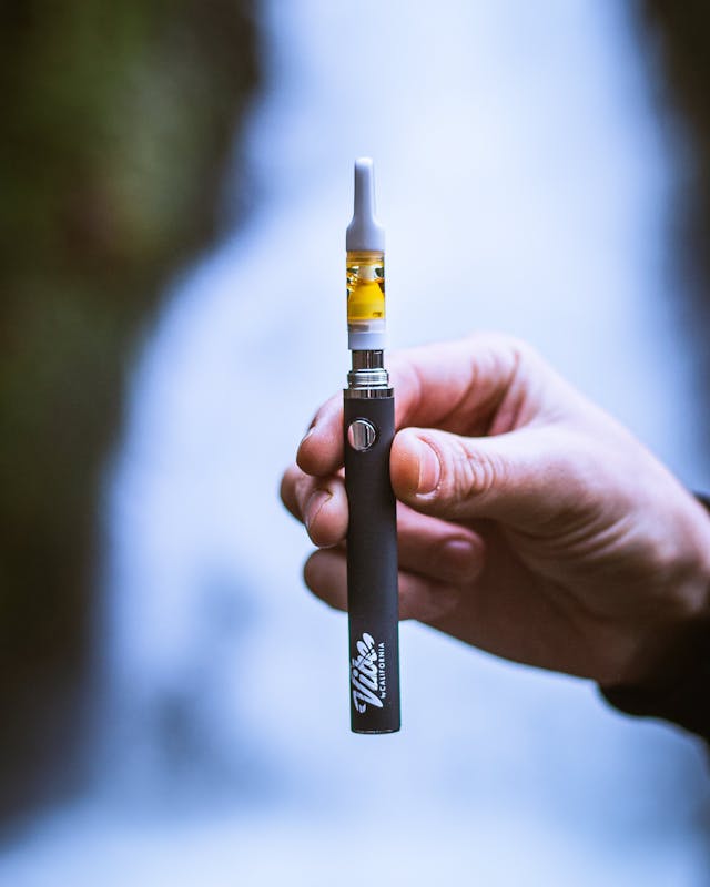 Under the Radar: Scaling Vape Carts Online